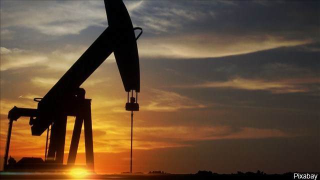 Report: Oil and gas biggest part of N.D. economy - image