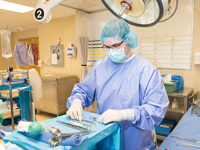 BSC surgical tech program achieves 100% pass rate for 10th consecutive year - image
